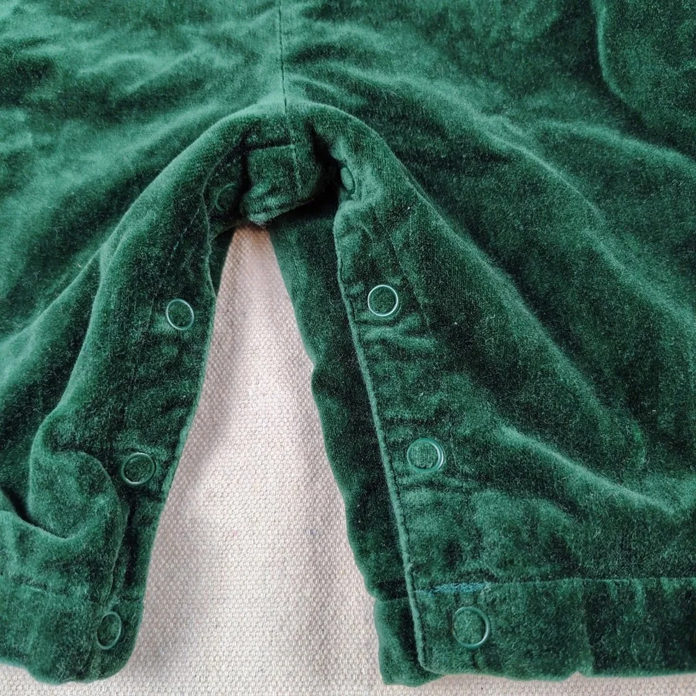 The Childrens Place Green Corduroy Scottie Dog Overalls 3-6 Months Holiday Bibs